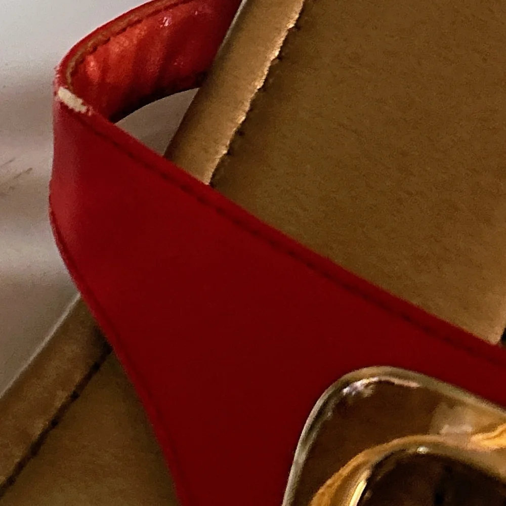Women's Impo Sandals Size 8.5 Red and Gold
